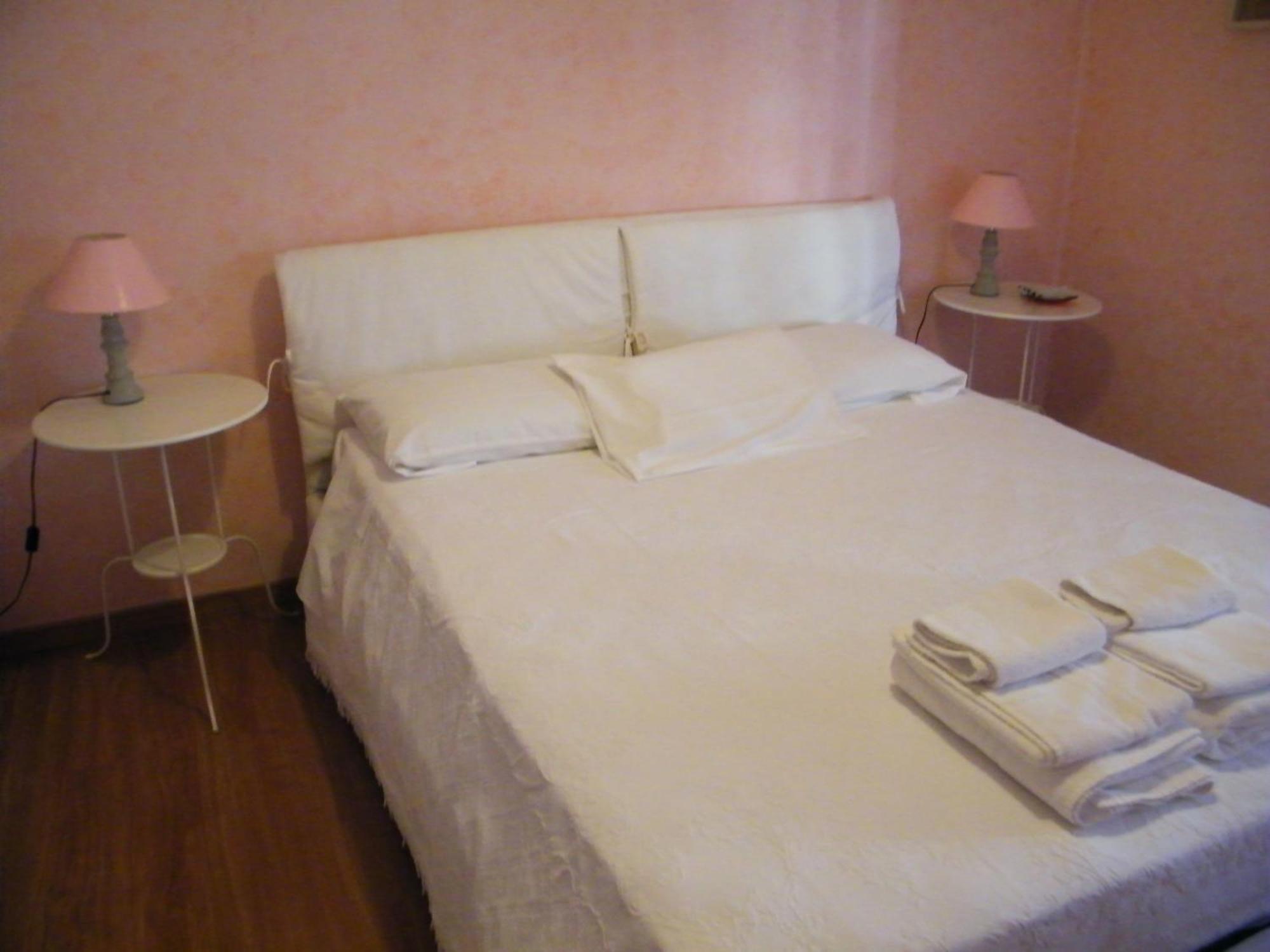 Appartamento Vacanze I Provenzali Bordighera Rum bild